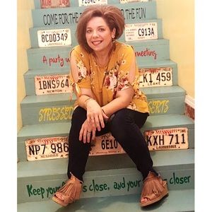 Meet your Posher, Tarah